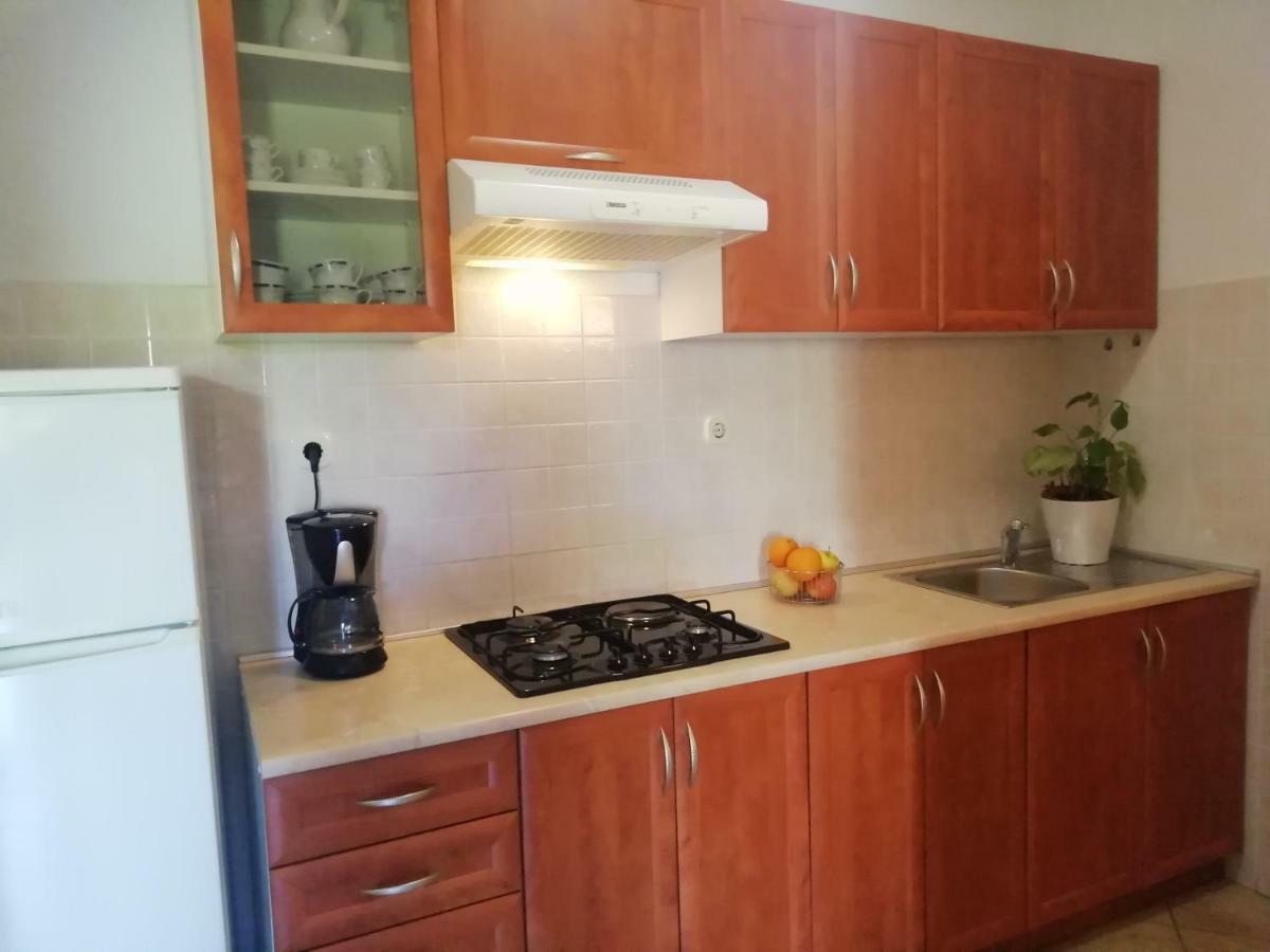 Apartments Jadranka Ivana Pula Ngoại thất bức ảnh